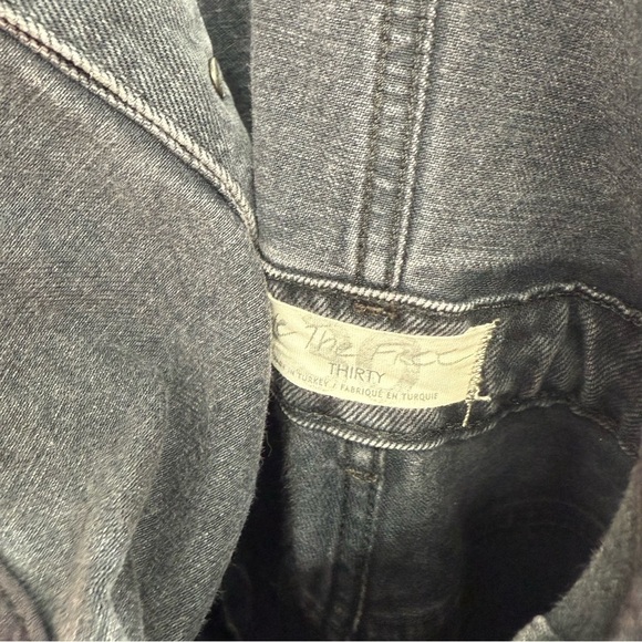 Free People/ We The Free Women's Black Shelby Button-Up Denim Overalls Size 30 - Picture 13 of 14